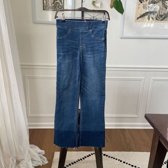 Spanx 20231R Cropped Flare Denim Jeans Medium Wash Dip Dye Hem S - Picture 2 of 7